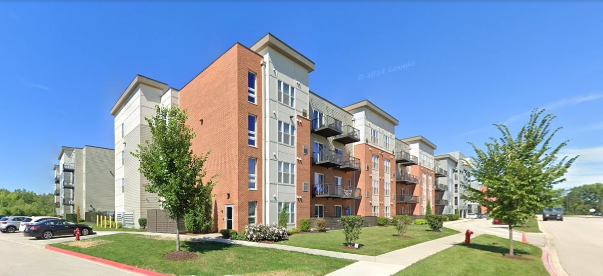 OAK BROOK LAKES RESIDENCES6